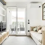 Certosa District - Modern Flat & Free Box Parking