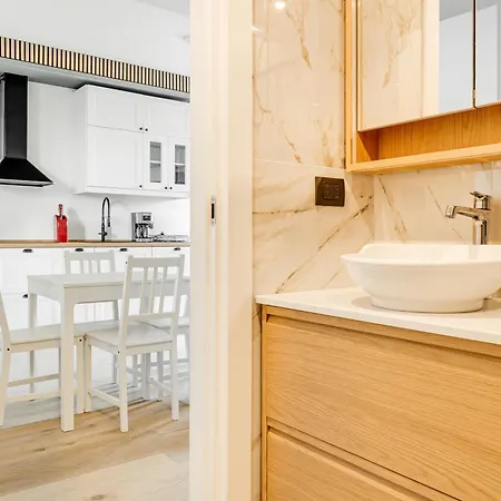 Certosa District - Modern Flat & Free Box Parking * Milan
