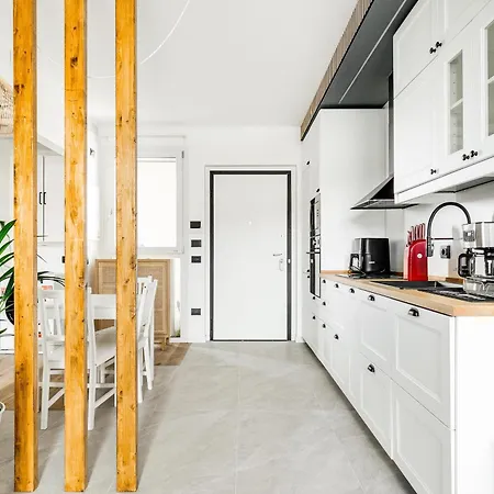 Certosa District - Modern Flat & Free Box Parking * Milan