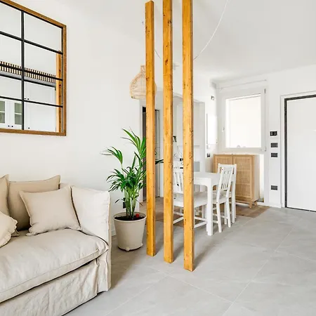 Certosa District - Modern Flat & Free Box Parking Apartment *